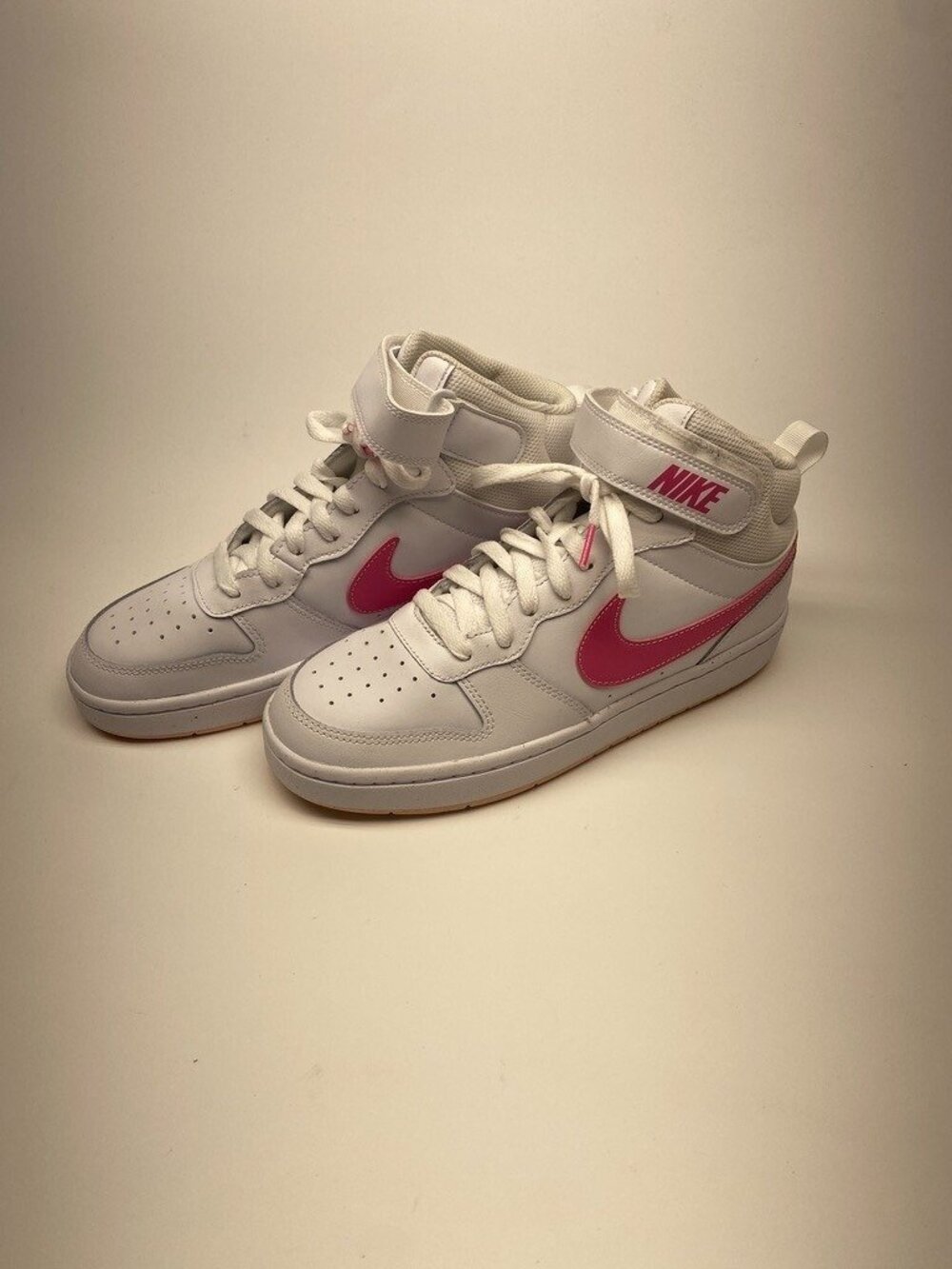 Nike Court Borough Mid 2 Kids White & Pink Leather High Top Sneaker sz 6Y
